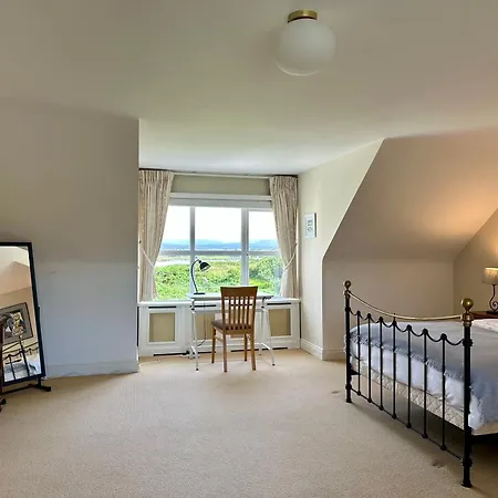 Holiday home Grianan